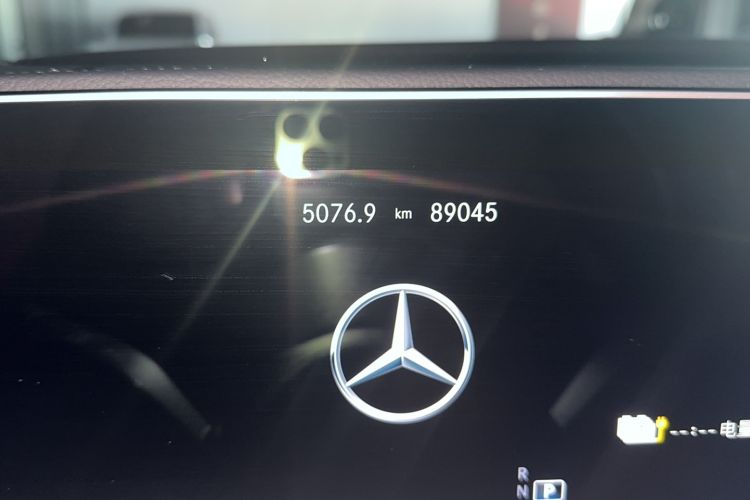Used Mercedes-Benz GLE New Energy 2023 GLE 350 e 4MATIC Odometer Close Up