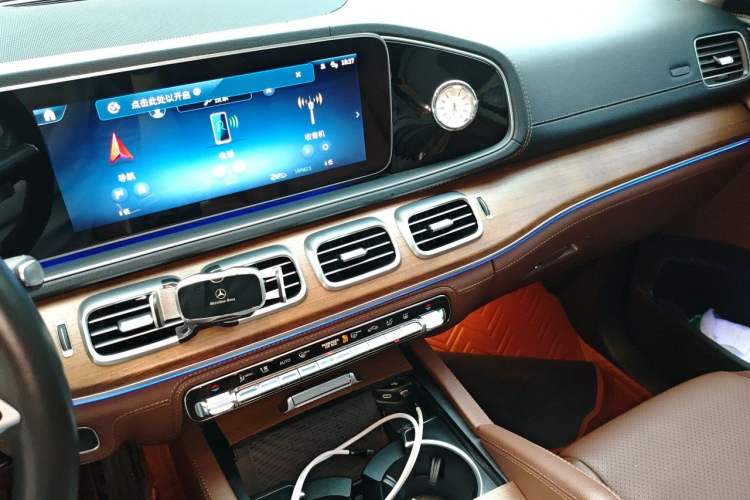 Used Mercedes-Benz GLE New Energy 2024 GLE 400 e 4MATIC Audio And AC Panel