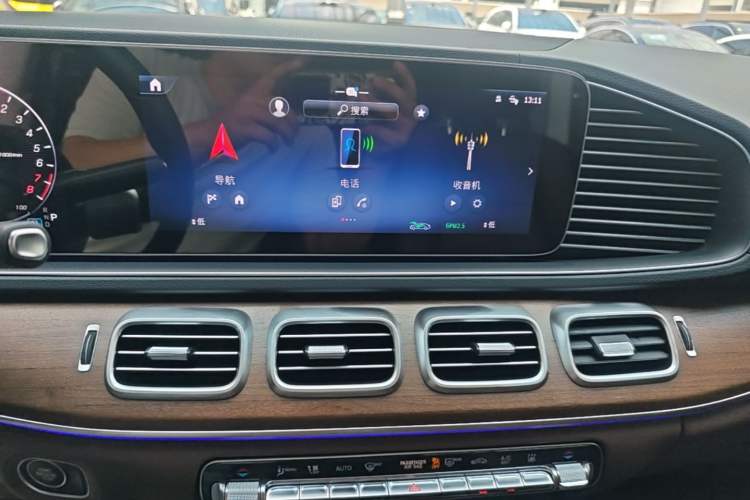 Used Mercedes-Benz GLE New Energy 2024 GLE 400 e 4MATIC Audio And AC Panel