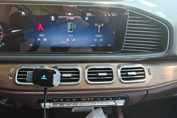 Used Mercedes-Benz GLE New Energy 2024 GLE 400 e 4MATIC Audio And AC Panel