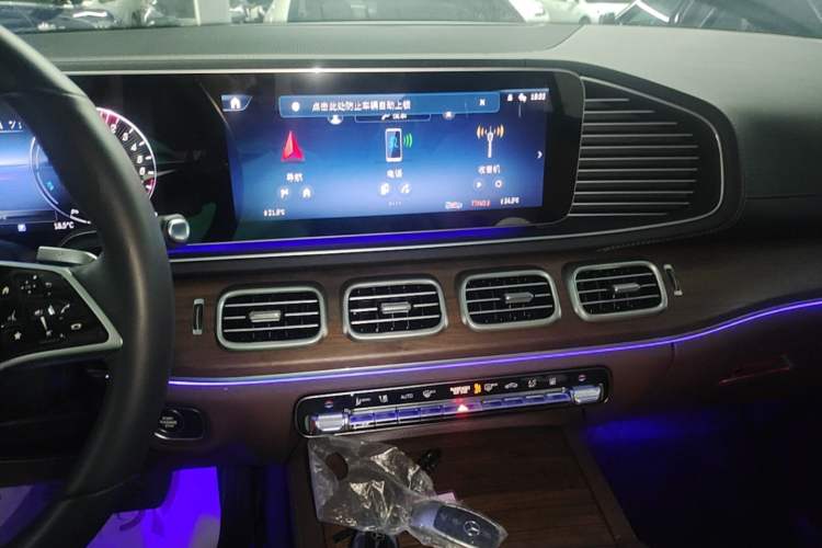 Used Mercedes-Benz GLE New Energy 2024 GLE 400 e 4MATIC Audio And AC Panel