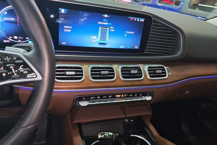Used Mercedes-Benz GLE New Energy 2024 GLE 400 e 4MATIC Audio And AC Panel