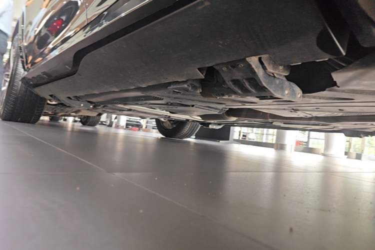 Used Mercedes-Benz GLE New Energy 2024 GLE 400 e 4MATIC Chassis Rear Left
