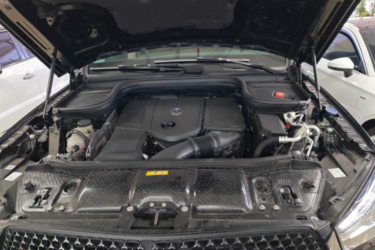 Used Mercedes-Benz GLE New Energy 2024 GLE 400 e 4MATIC Engine Bay
