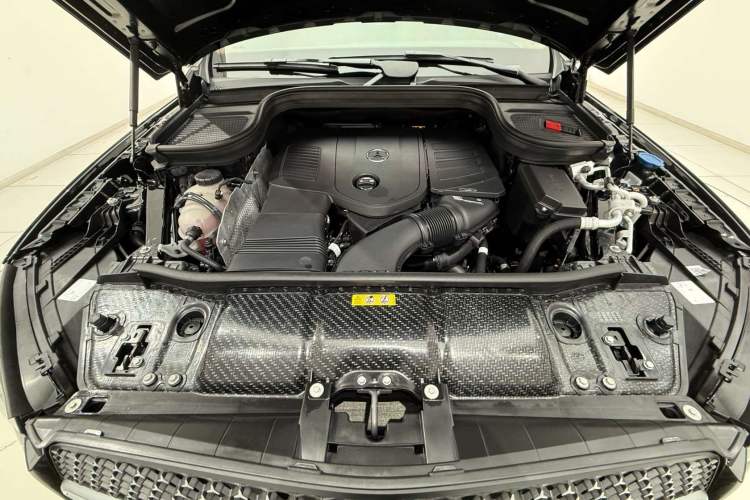 Used Mercedes-Benz GLE New Energy 2024 GLE 400 e 4MATIC Engine Bay