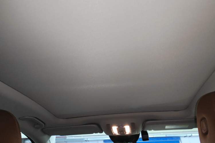 Used Mercedes-Benz GLE New Energy 2024 GLE 400 e 4MATIC Headliner