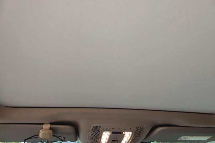 Used Mercedes-Benz GLE New Energy 2024 GLE 400 e 4MATIC Headliner