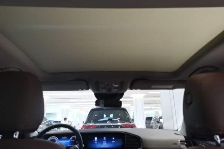 Used Mercedes-Benz GLE New Energy 2024 GLE 400 e 4MATIC Headliner