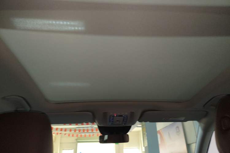 Used Mercedes-Benz GLE New Energy 2024 GLE 400 e 4MATIC Headliner