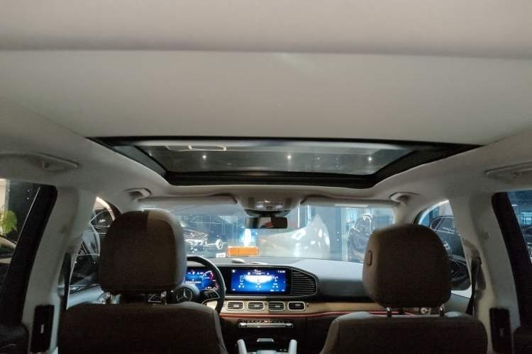 Used Mercedes-Benz GLE New Energy 2024 GLE 400 e 4MATIC Headliner