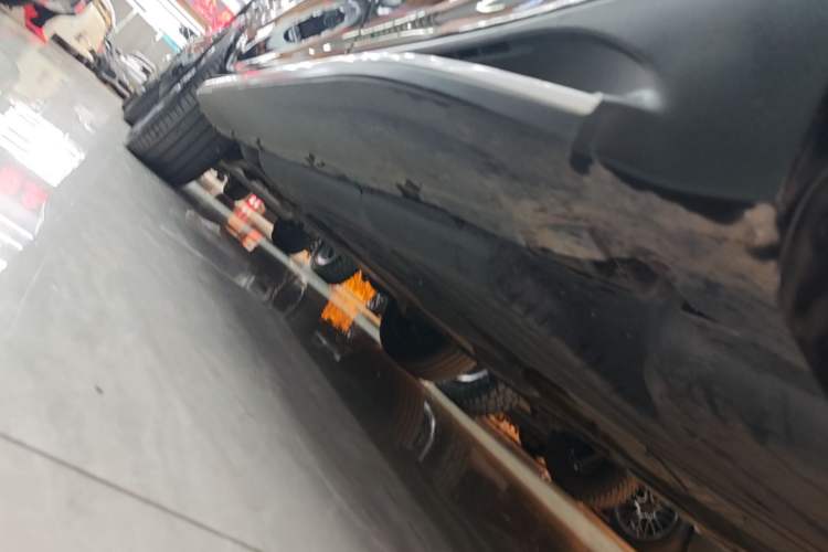 Used Mercedes-Benz GLE New Energy 2024 GLE 400 e 4MATIC Left Side Sill