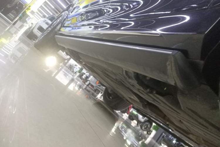 Used Mercedes-Benz GLE New Energy 2024 GLE 400 e 4MATIC Left Side Sill