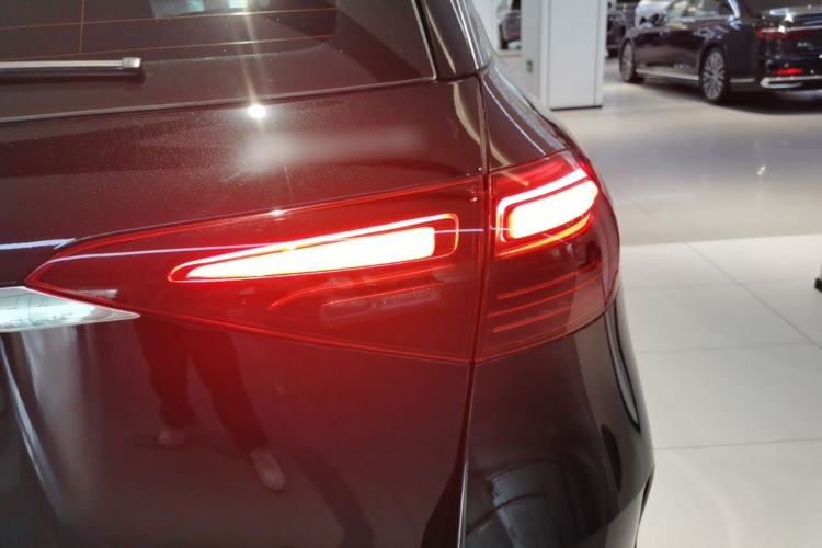 Used Mercedes-Benz GLE New Energy 2024 GLE 400 e 4MATIC Right Rear Taillight