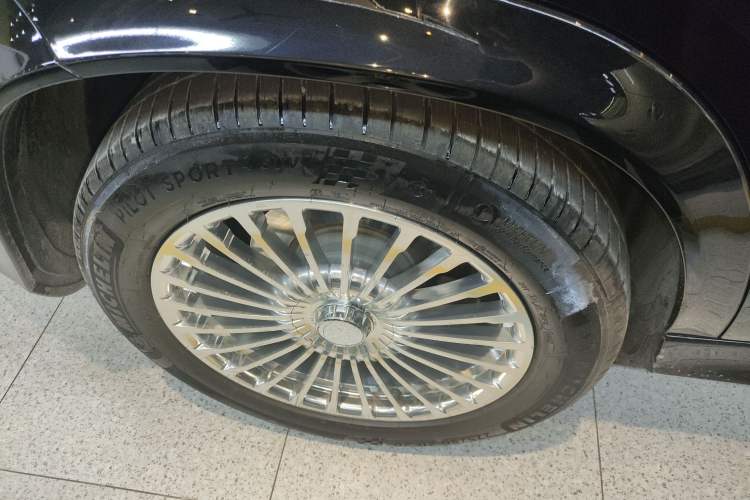 Used Mercedes-Benz GLE New Energy 2024 GLE 400 e 4MATIC Right Rear Wheel Hub
