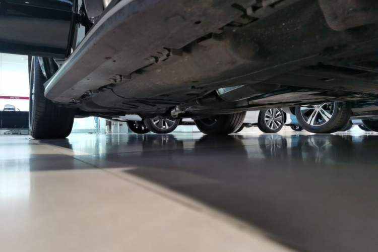 Used Mercedes-Benz GLE New Energy 2024 GLE 400 e 4MATIC Right Side Sill