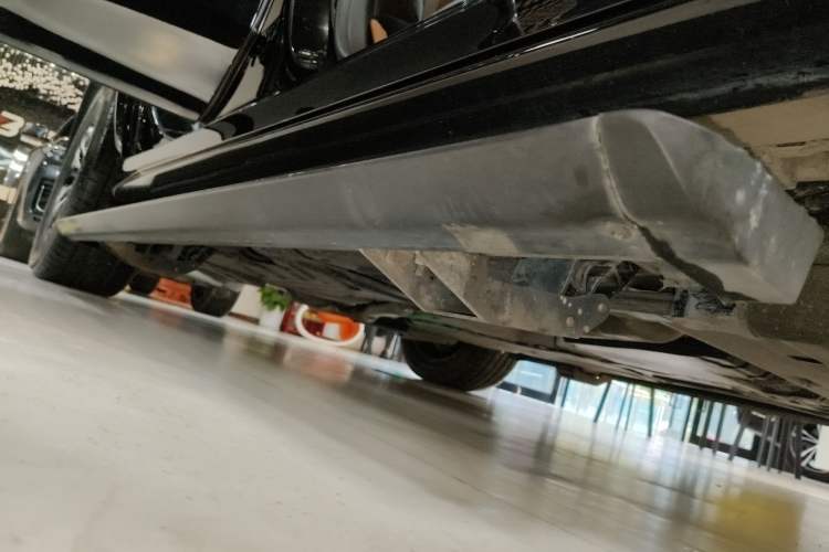 Used Mercedes-Benz GLE New Energy 2024 GLE 400 e 4MATIC Right Side Sill