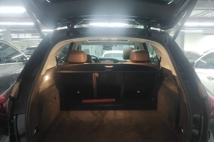 Used Mercedes-Benz GLE New Energy 2024 GLE 400 e 4MATIC Trunk