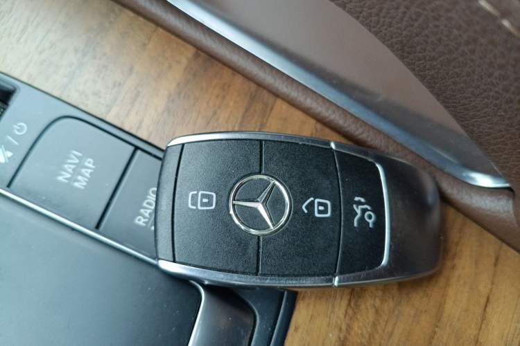 Used Mercedes-Benz GLE New Energy 2024 GLE 400 e 4MATIC Vehicle Key