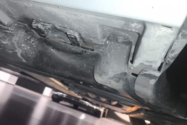 Used Mercedes-Benz GLE New Energy 2024 GLE 400 e 4MATIC Chassis Front Right