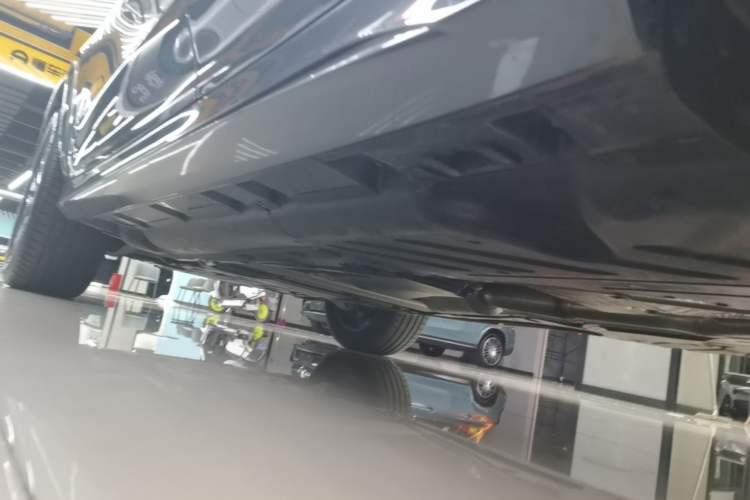 Used Mercedes-Benz GLE New Energy 2024 GLE 400 e 4MATIC Left Side Sill