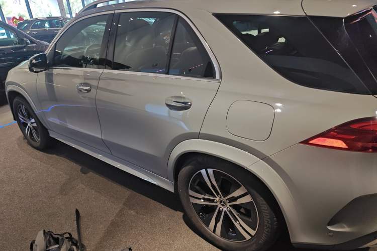 Used Mercedes-Benz GLE New Energy 2024 GLE 400 e 4MATIC Exterior 3