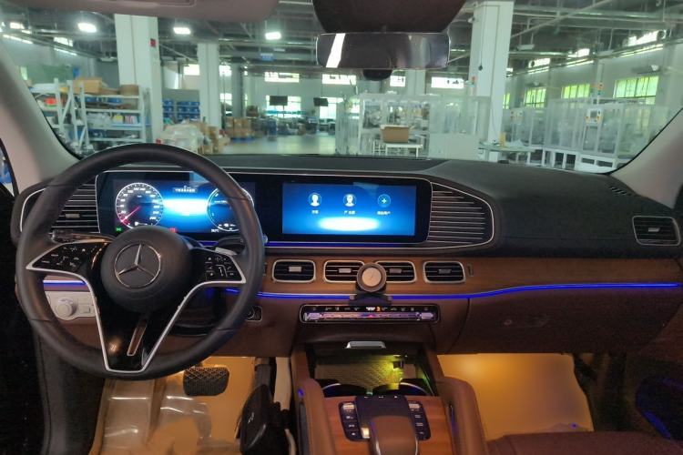 Used Mercedes-Benz GLE New Energy 2025 GLE 400 e 4MATIC Center Console