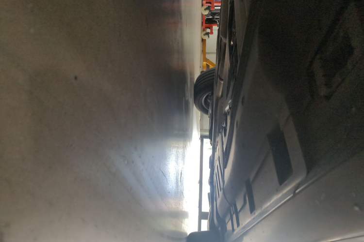 Used Mercedes-Benz GLE New Energy 2025 GLE 400 e 4MATIC Chassis Front Left