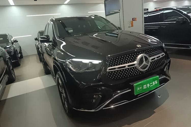 Used Mercedes-Benz GLE New Energy 2025 GLE 400 e 4MATIC Front Right 45 Deg