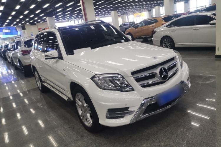 Used Mercedes-Benz GLK-Class 2015 GLK 260 4MATIC Dynamic Edition Ultimate Version Front Right 45 Deg