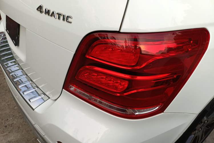 Used Mercedes-Benz GLK-Class 2014 GLK 200 Standard Model Right Rear Taillight