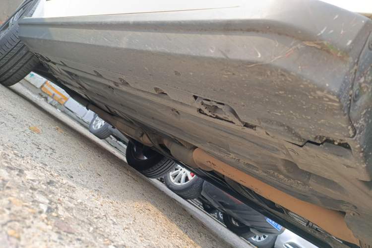 Used Mercedes-Benz GLK-Class 2014 GLK 200 Standard Model Right Side Sill