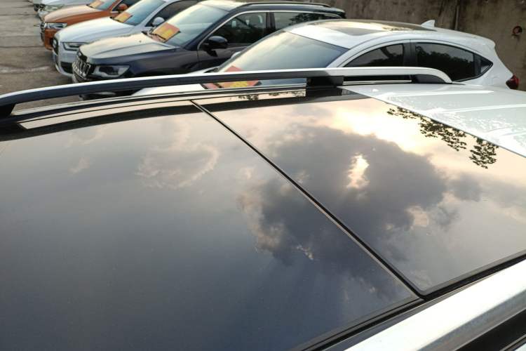Used Mercedes-Benz GLK-Class 2014 GLK 200 Standard Model Roof