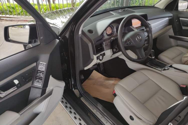 Used Mercedes-Benz GLK-Class 2008 GLK 350 4MATIC Driver Seat