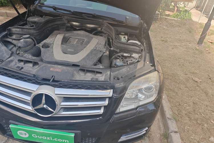 Used Mercedes-Benz GLK-Class 2008 GLK 300 4MATIC Luxury Model Engine Bay Left