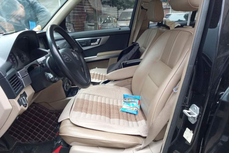 Used Mercedes-Benz GLK-Class 2008 GLK 300 4MATIC Luxury Model Left Front Seat