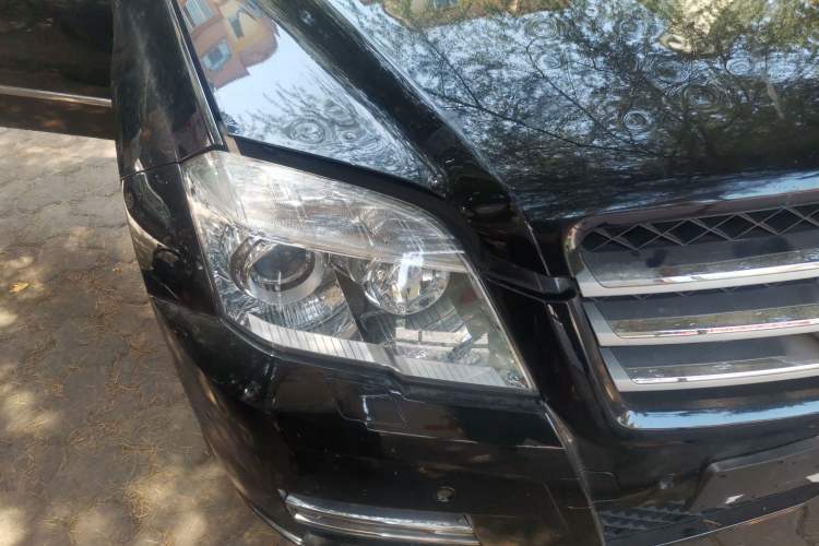 Used Mercedes-Benz GLK-Class 2008 GLK 300 4MATIC Luxury Model Right Front Headlight