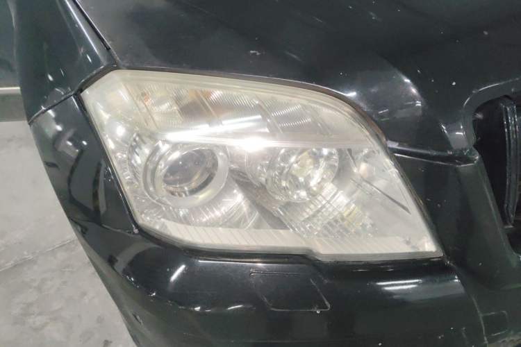 Used Mercedes-Benz GLK-Class 2008 GLK 300 4MATIC Luxury Model Right Front Headlight