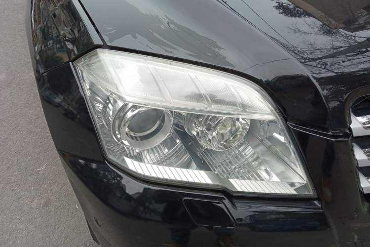 Used Mercedes-Benz GLK-Class 2008 GLK 300 4MATIC Luxury Model Right Front Headlight
