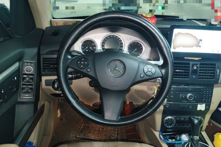 Used Mercedes-Benz GLK-Class 2008 GLK 300 4MATIC Luxury Model Steering Wheel