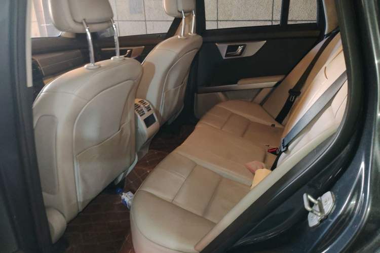 Used Mercedes-Benz GLK-Class 2008 GLK 300 4MATIC Luxury Model Left Rear Seat