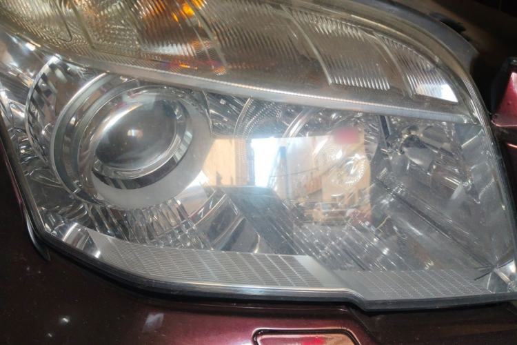 Used Mercedes-Benz GLK-Class 2008 GLK 300 4MATIC Luxury Model Right Front Headlight