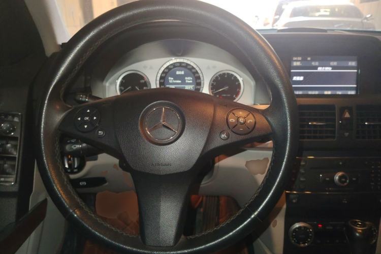 Used Mercedes-Benz GLK-Class 2008 GLK 300 4MATIC Luxury Model Steering Wheel