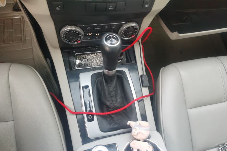 Used Mercedes-Benz GLK-Class 2008 GLK 300 4MATIC Luxury Model Gear Lever