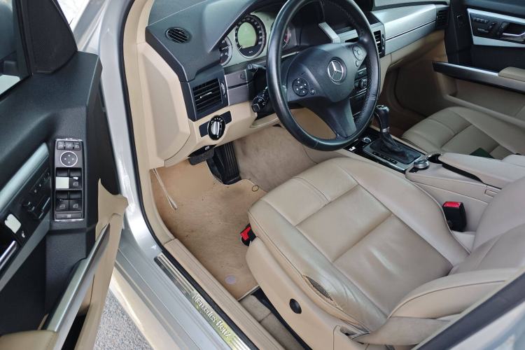 Used Mercedes-Benz GLK-Class 2008 GLK 300 4MATIC Luxury Model Driver Seat