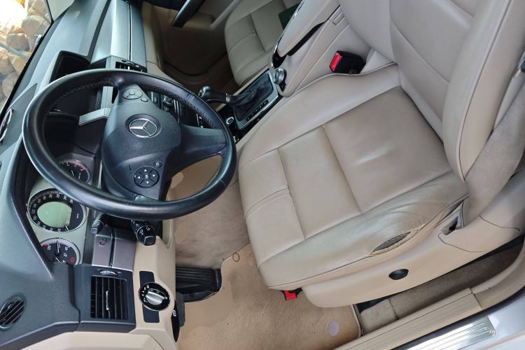 Used Mercedes-Benz GLK-Class 2008 GLK 300 4MATIC Luxury Model Left Front Seat
