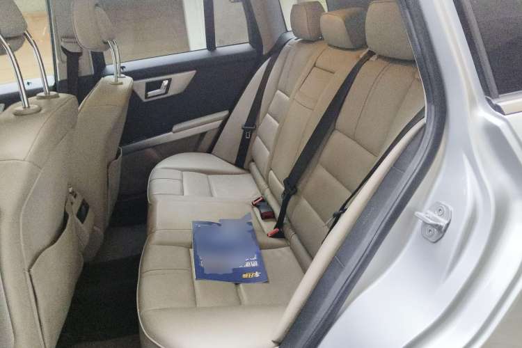 Used Mercedes-Benz GLK-Class 2008 GLK 350 4MATIC Left Rear Seat