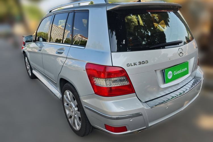 Used Mercedes-Benz GLK-Class 2008 GLK 300 4MATIC Luxury Model Rear Left 45 Deg