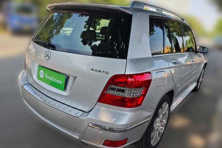 Used Mercedes-Benz GLK-Class 2008 GLK 300 4MATIC Luxury Model Rear Right 45 Deg