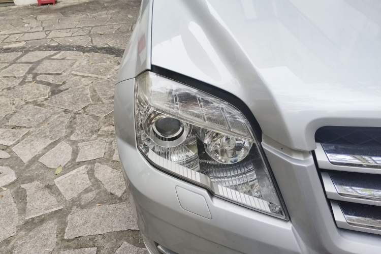 Used Mercedes-Benz GLK-Class 2008 GLK 350 4MATIC Right Front Headlight