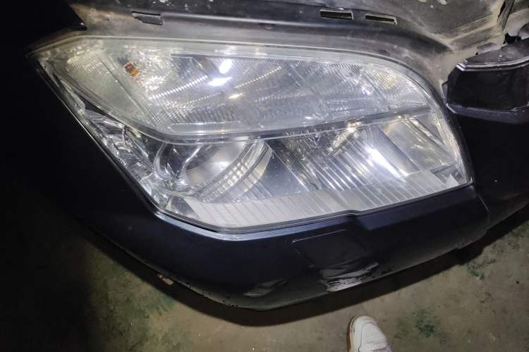 Used Mercedes-Benz GLK-Class 2008 GLK 350 4MATIC Right Front Headlight